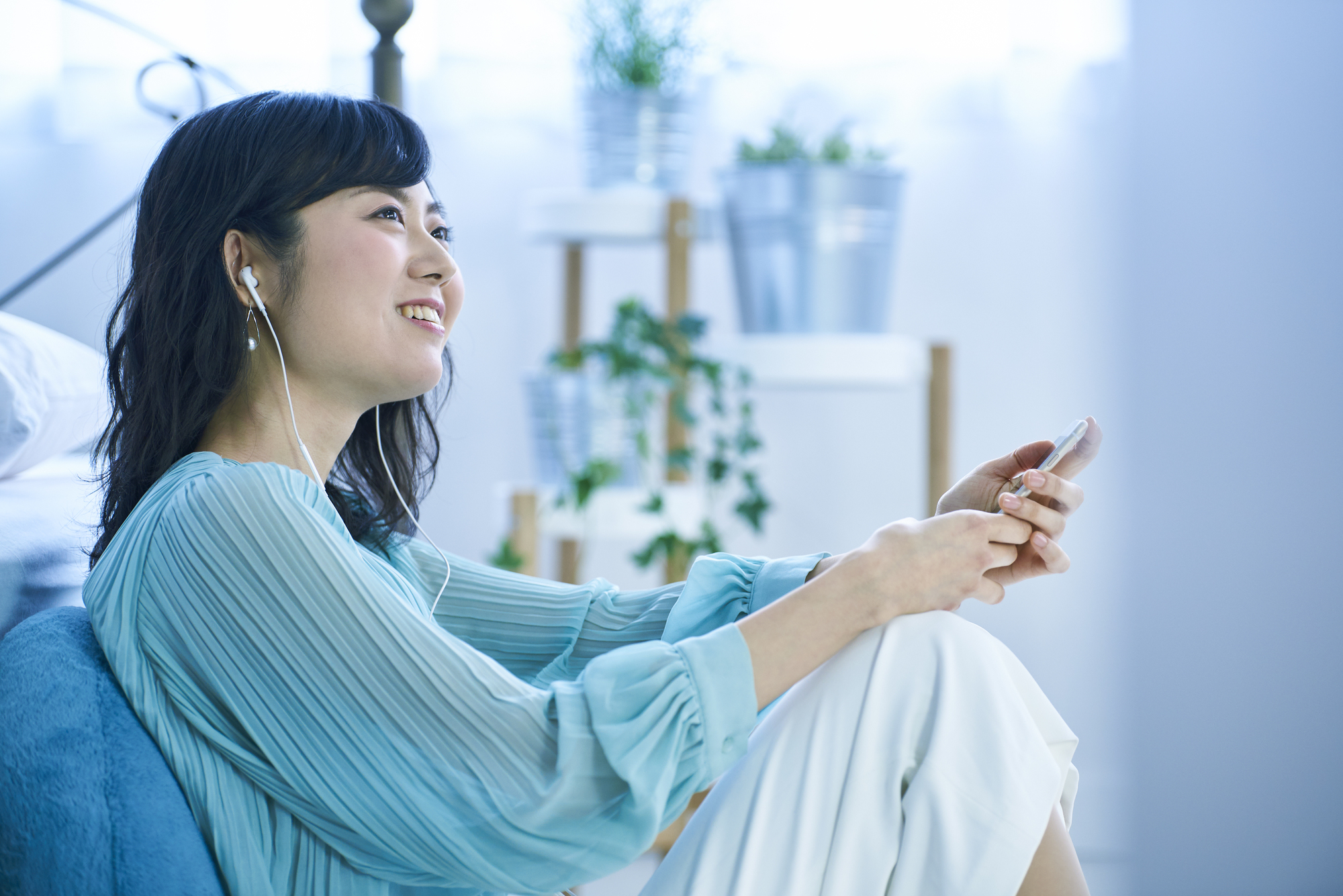 Spotify媒体概要 背景 イメージ